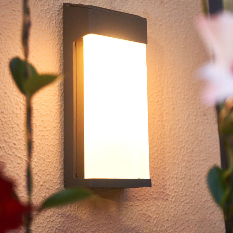 Applique da parete solare moderna quadrata in vetro satinato con LED