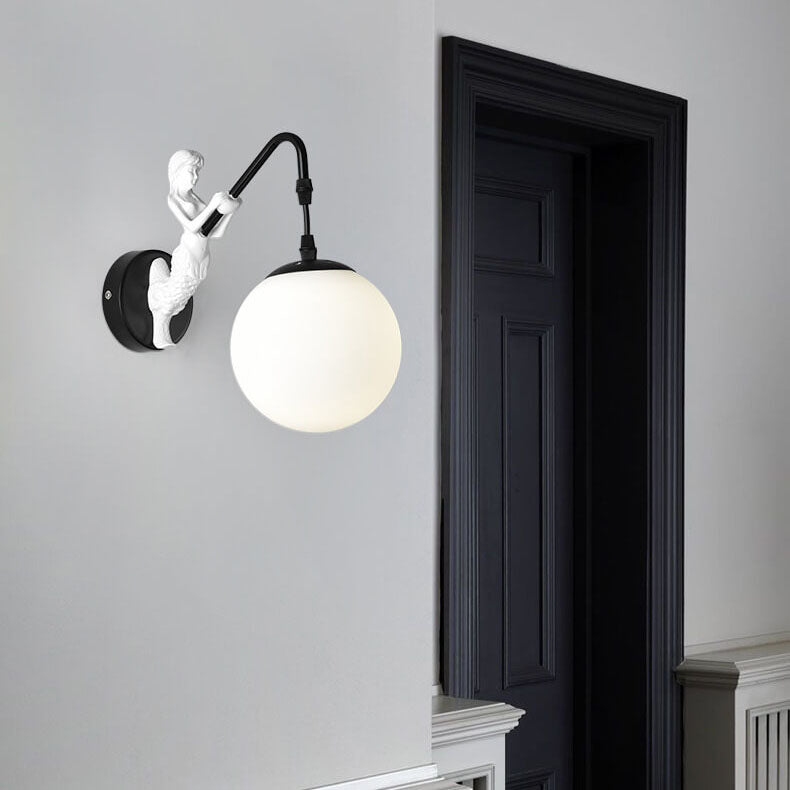 Applique da parete vintage a globo in vetro a forma di sirena a 1 luce