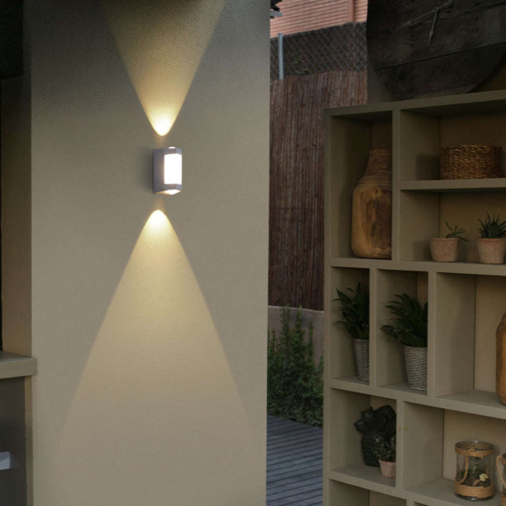 Lampada da parete nordica minimalista rettangolare in acrilico LED up-down