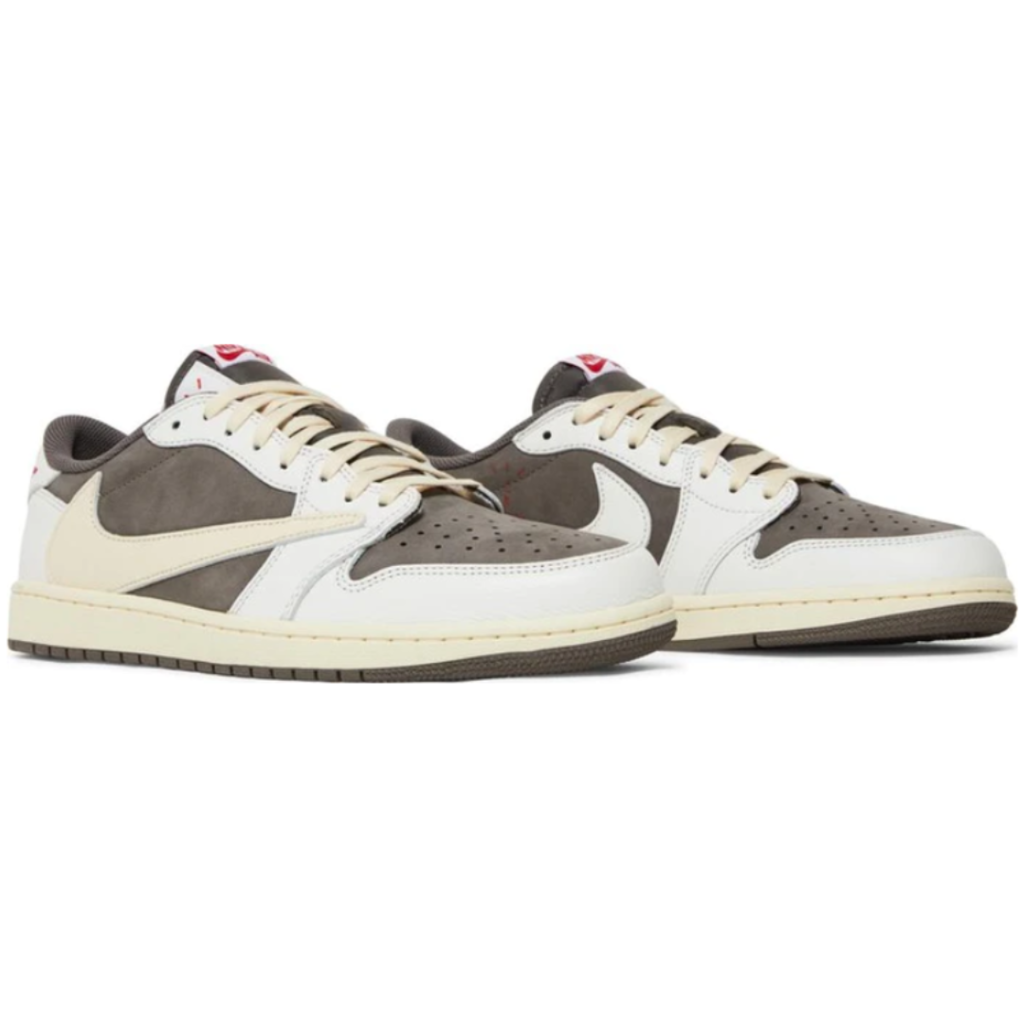 Travis Scott x Air Jordan 1 Low OG Moca invertido