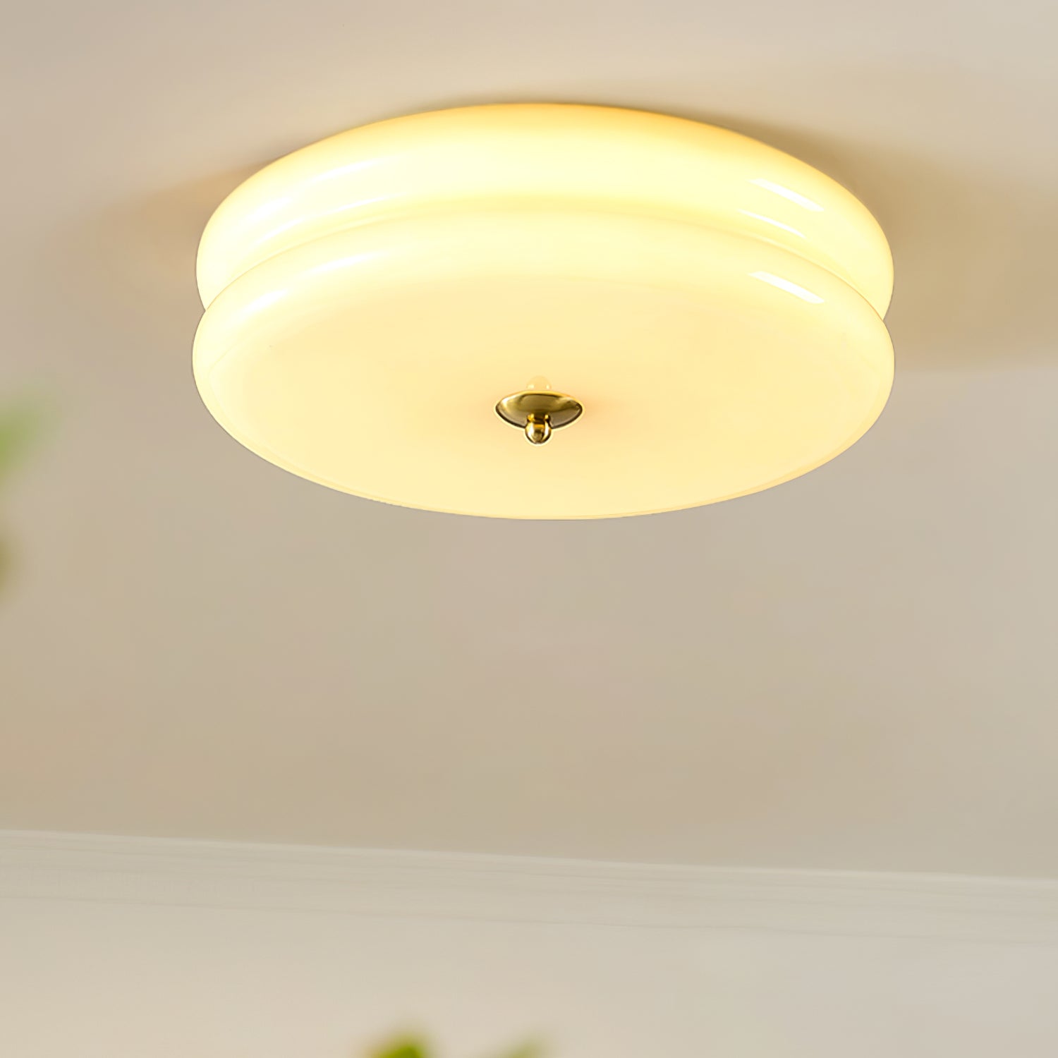 Art Deco Vintage Round Glass Ceiling Light 1-Light