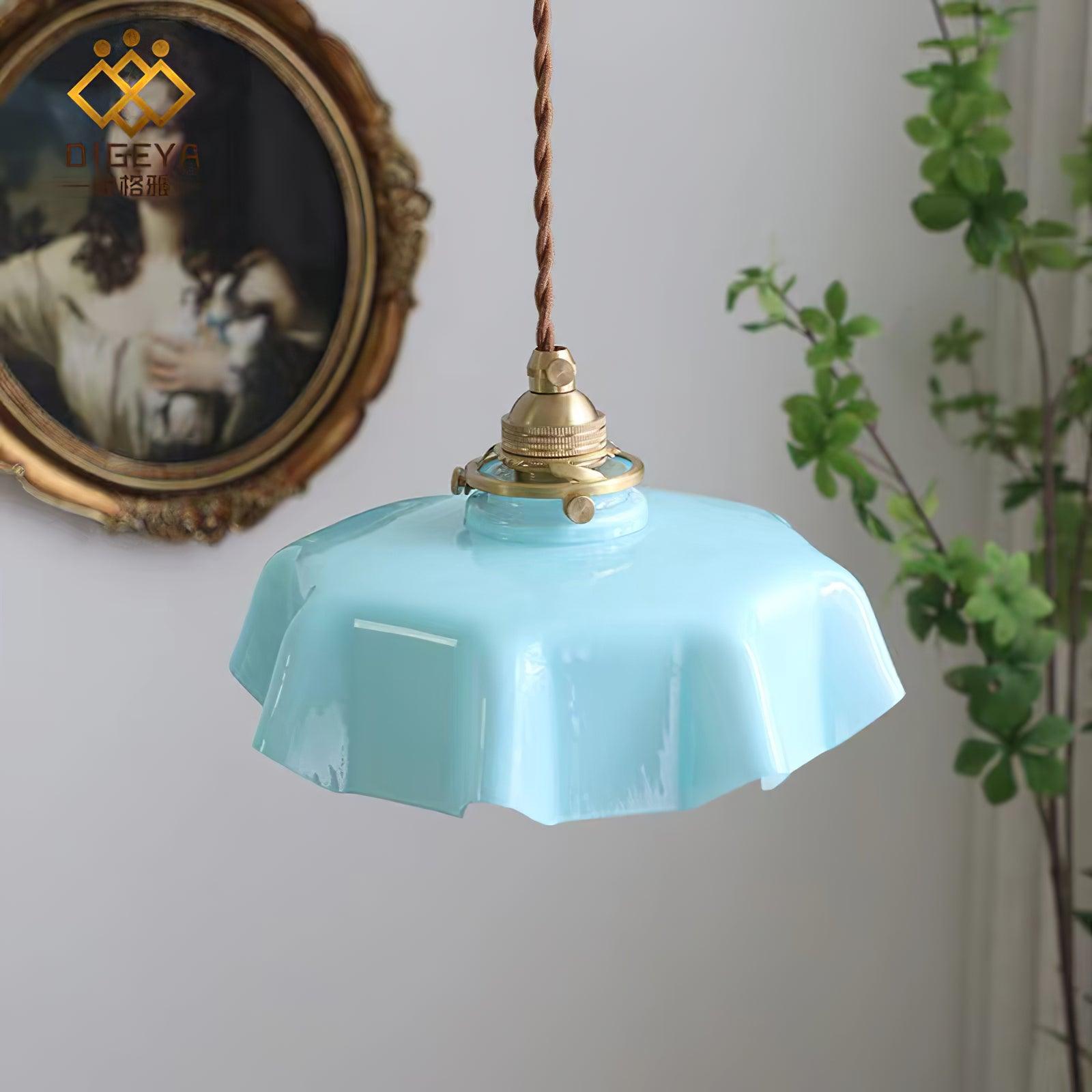 Lampada a sospensione francese in vetro arricciato e ottone 1 luce