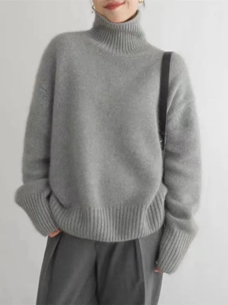 Ivania | Turtleneck Sweater