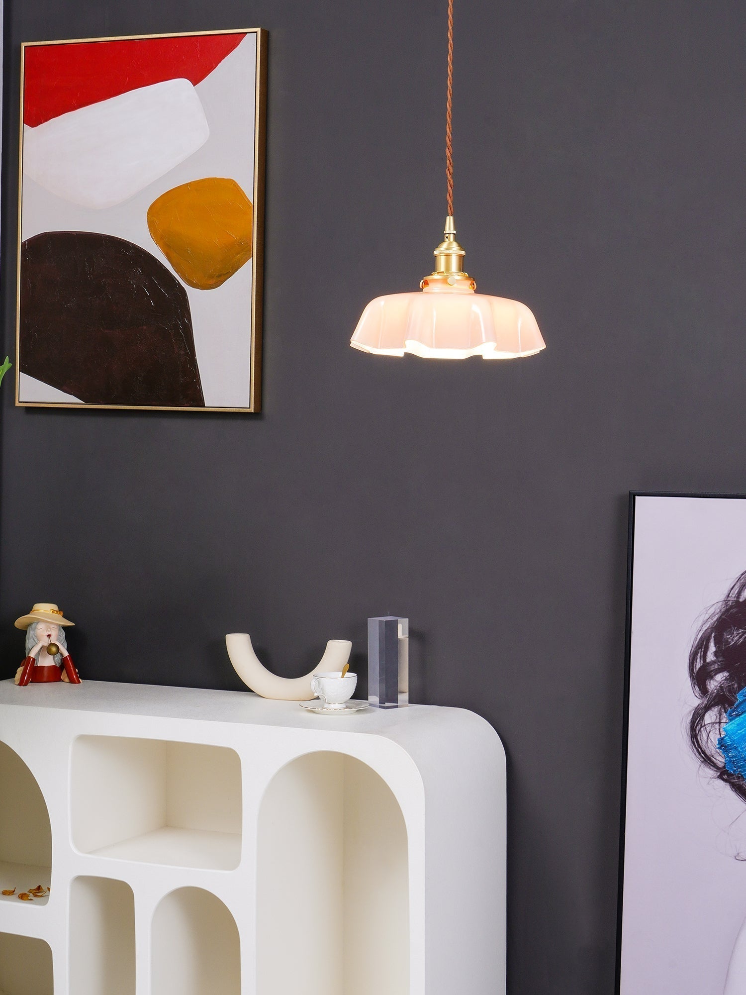 Lampada a sospensione francese in vetro arricciato e ottone 1 luce