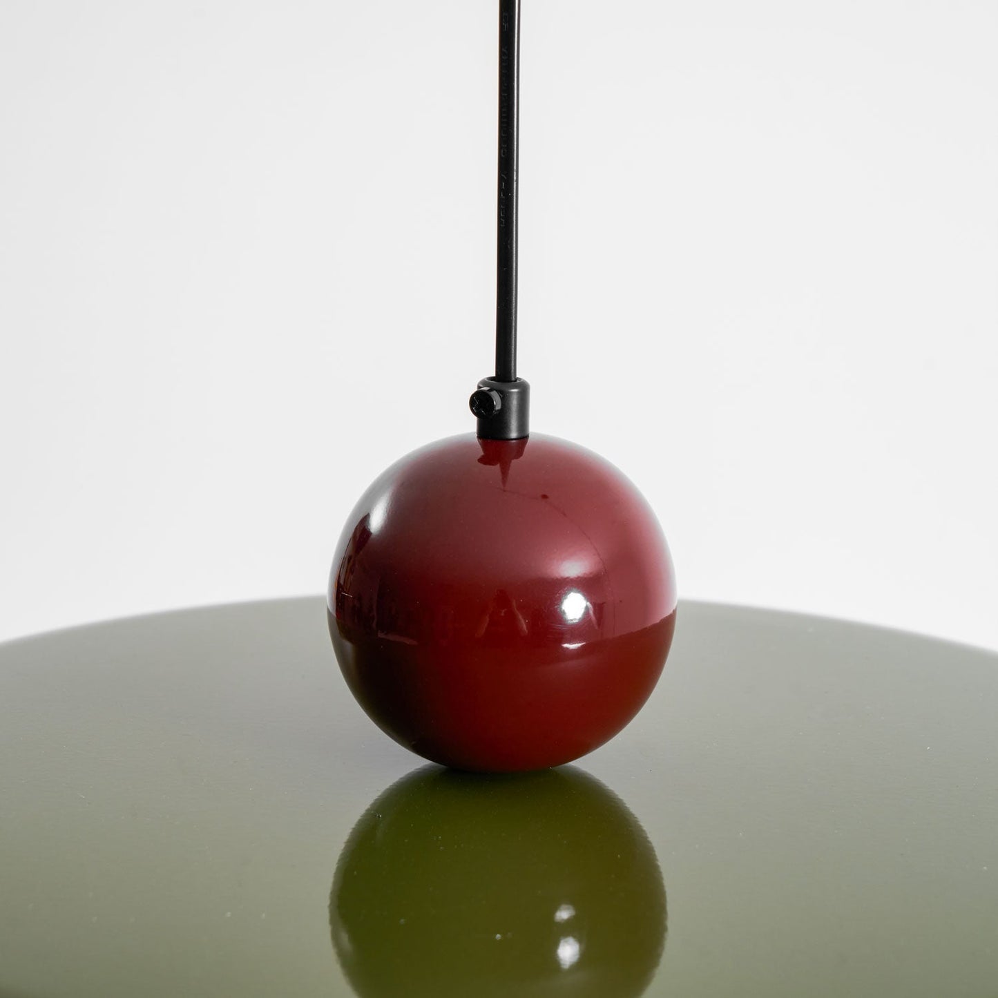 Modern Disc LED Plug-in Pendant Light 1-Light