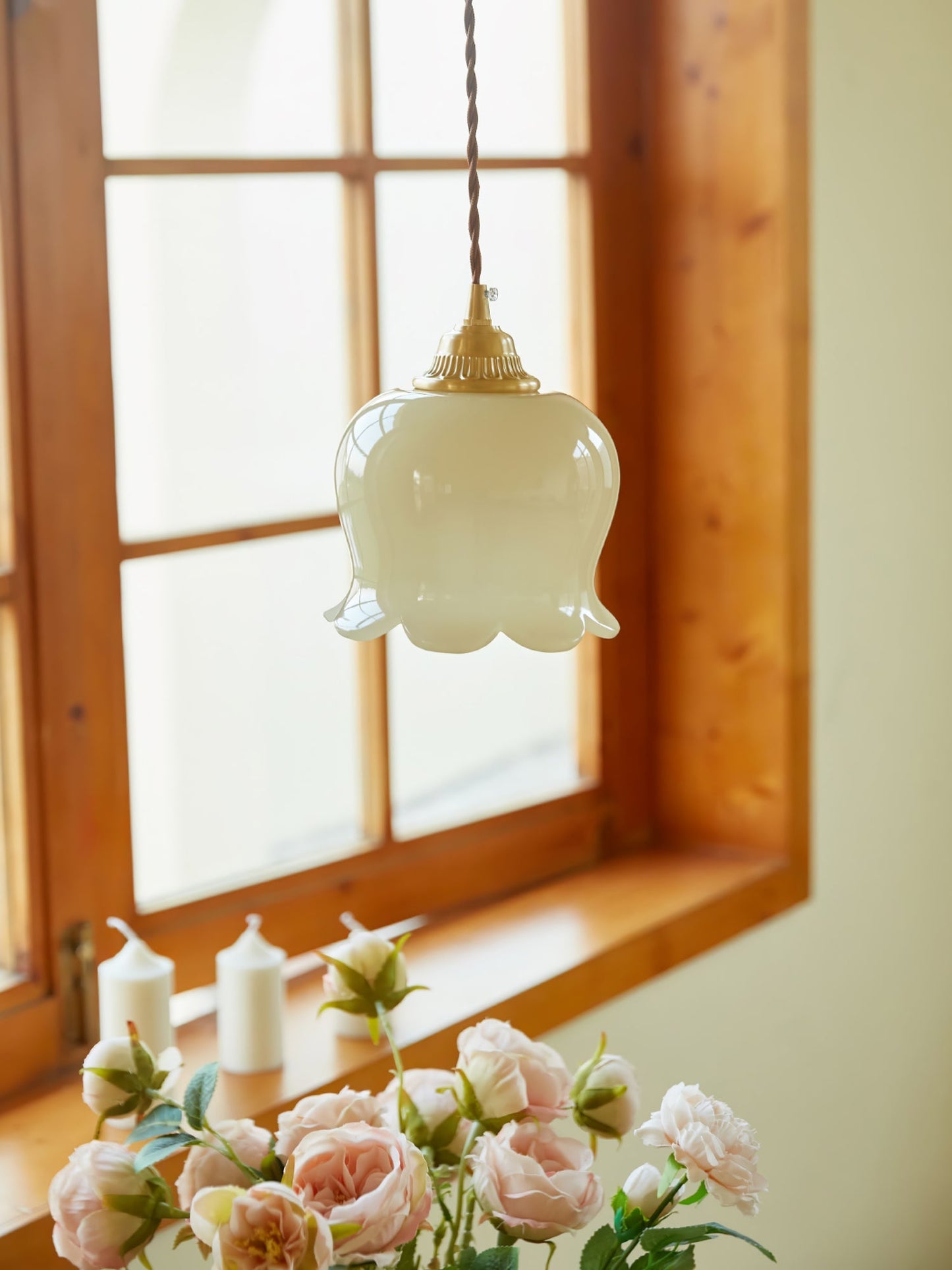 Vintage Brass Petal Glass Pendant Light 1-Light
