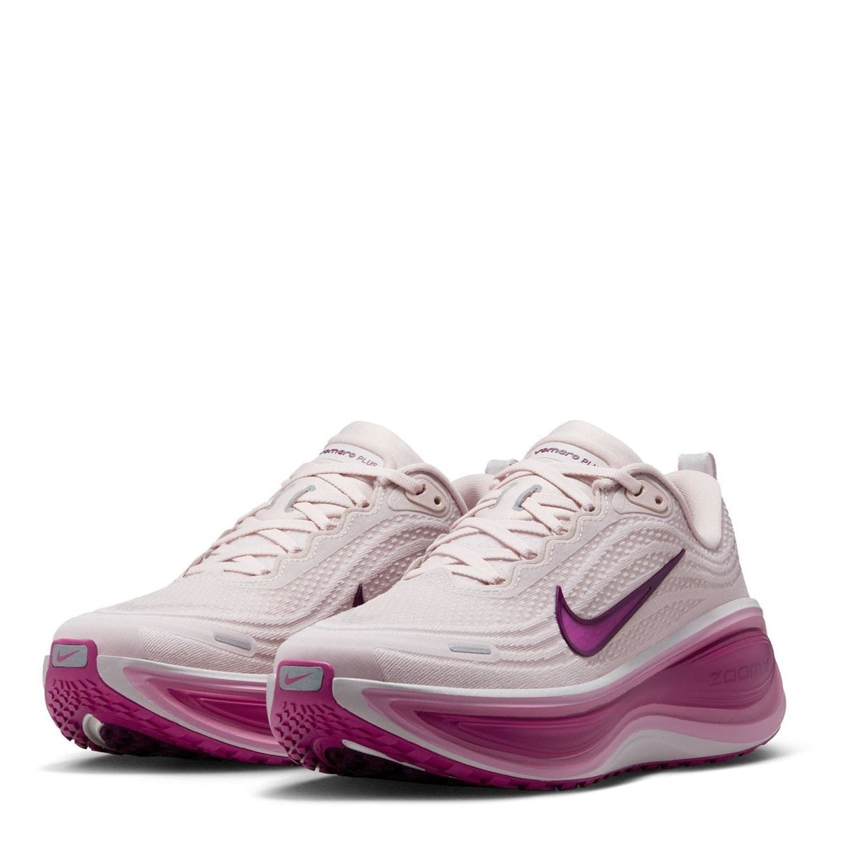 Nike Womens Vomero Plus Running Shoes