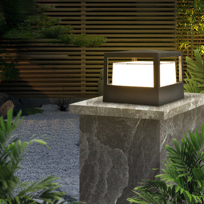 Lampada da esterno moderna quadrata impermeabile con LED per paesaggio