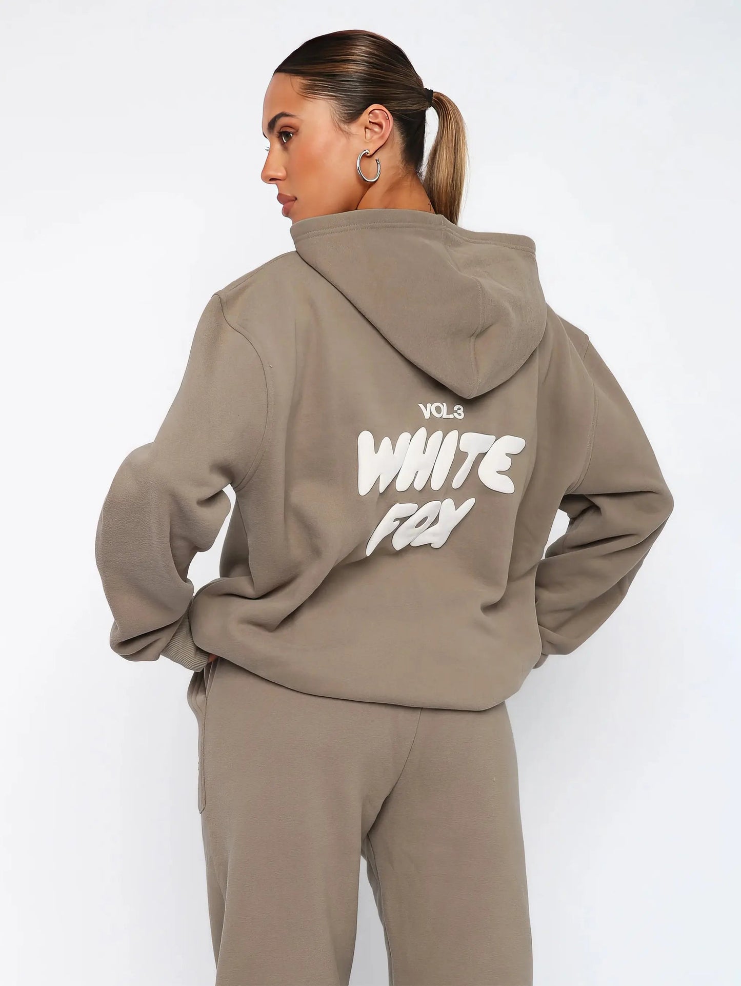 Women’s Oversized Hoodie Set – Cozy Tracksuit with Graphic Details