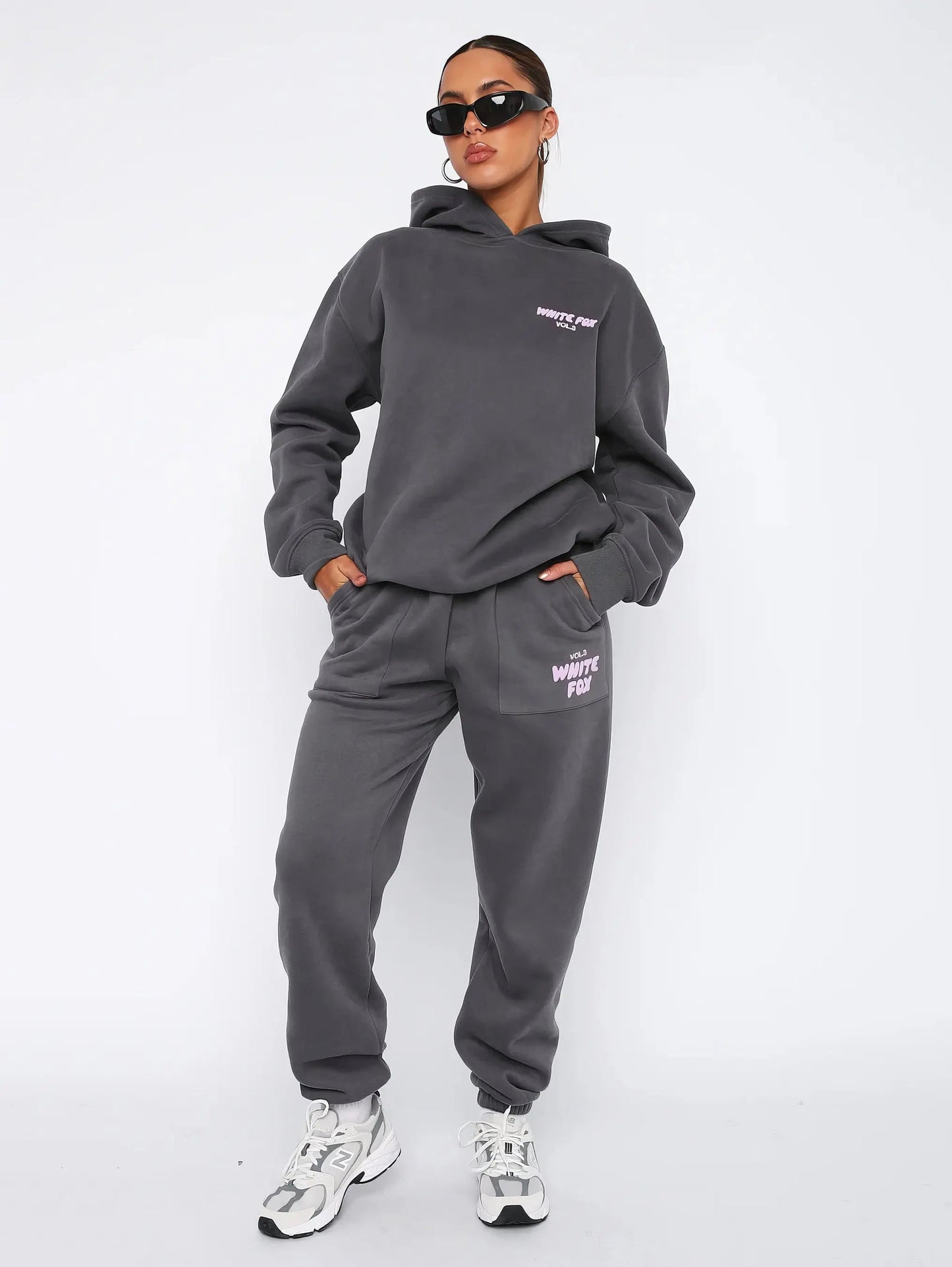 Women’s Oversized Hoodie Set – Cozy Tracksuit with Graphic Details