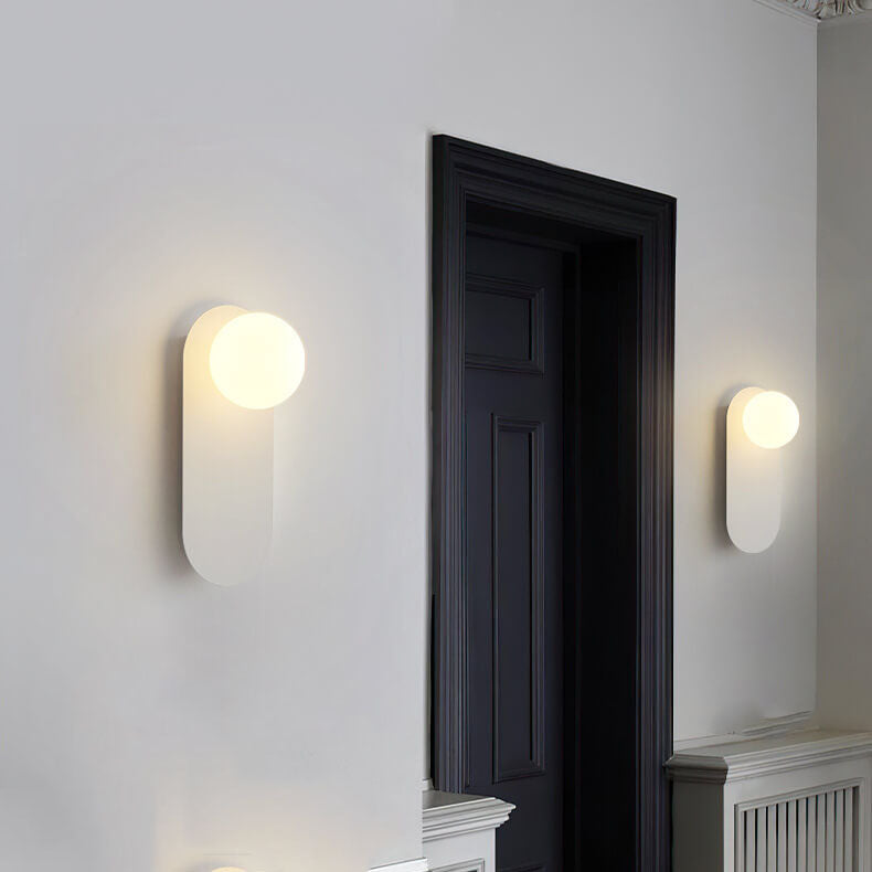 Nordic Minimalist Glass Globe Wall Sconce Light 1-light