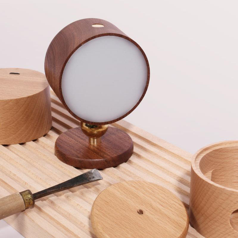 Applique da parete rotonda minimalista in legno con LED a 1 luce