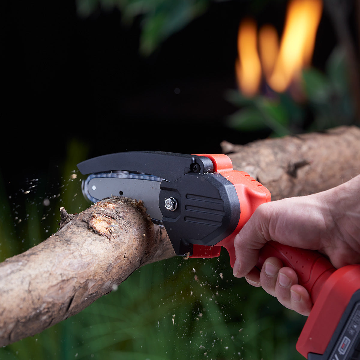 Cordless Electric Mini Chainsaw