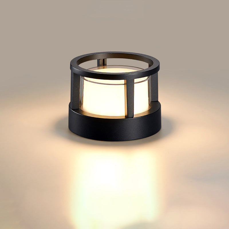 Lampada da esterno moderna quadrata impermeabile con LED per paesaggio