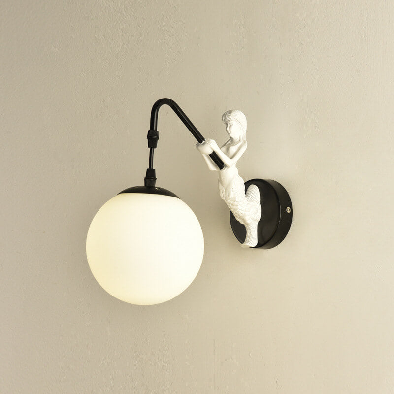 Applique da parete vintage a globo in vetro a forma di sirena a 1 luce