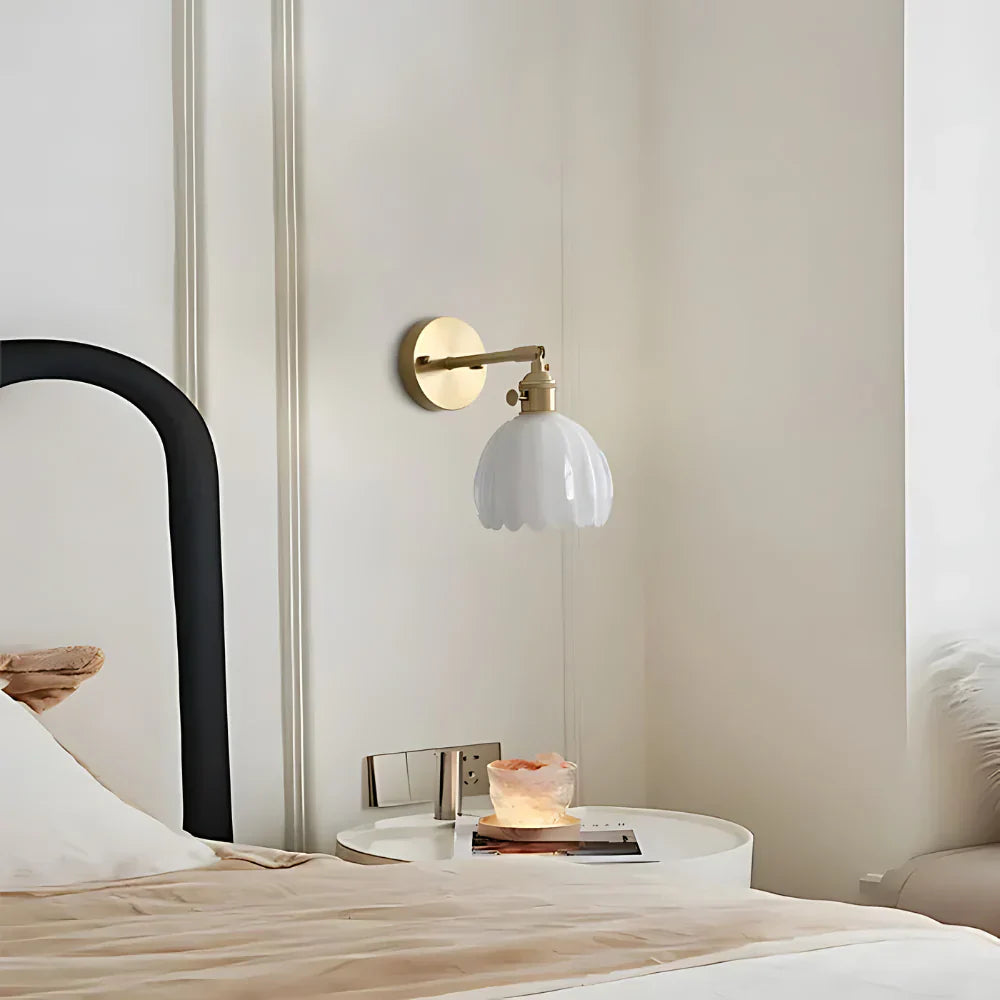 Vintage Brass Tulip Glass Wall Sconce 1-Light