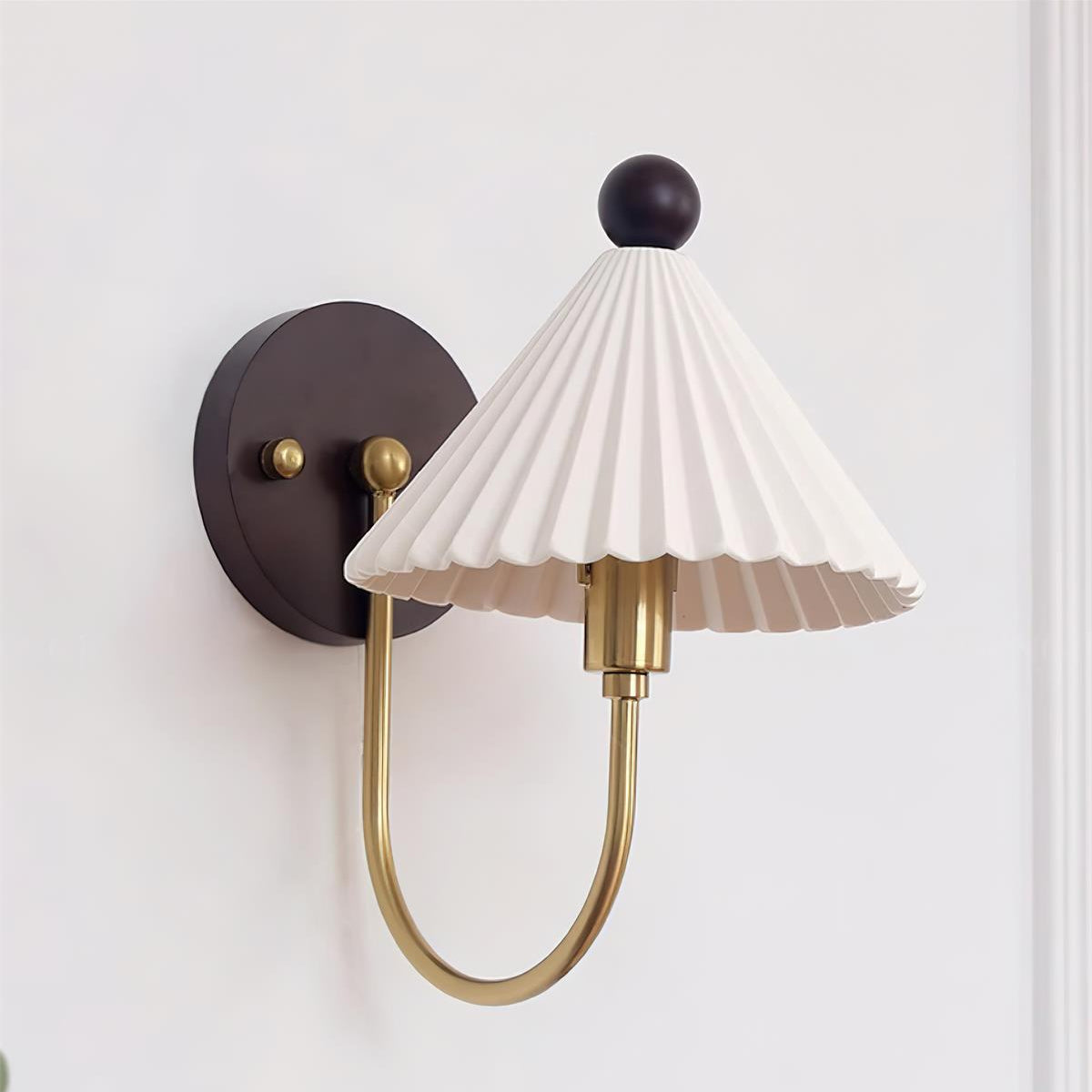 Applique da parete nordica retrò in ceramica plissettata LED 1 luce