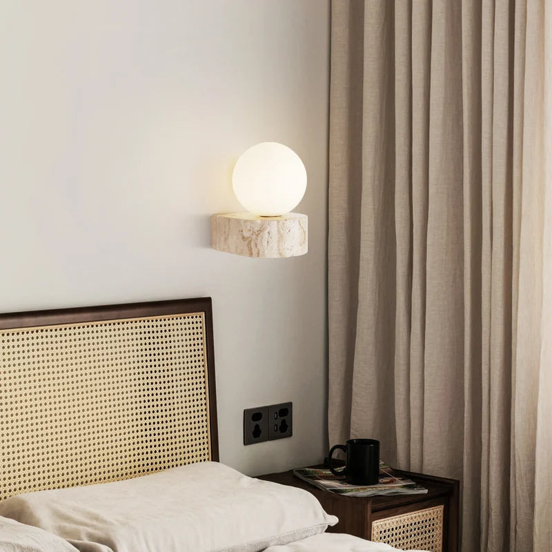 Applique da parete moderna in travertino a globo LED 1 luce
