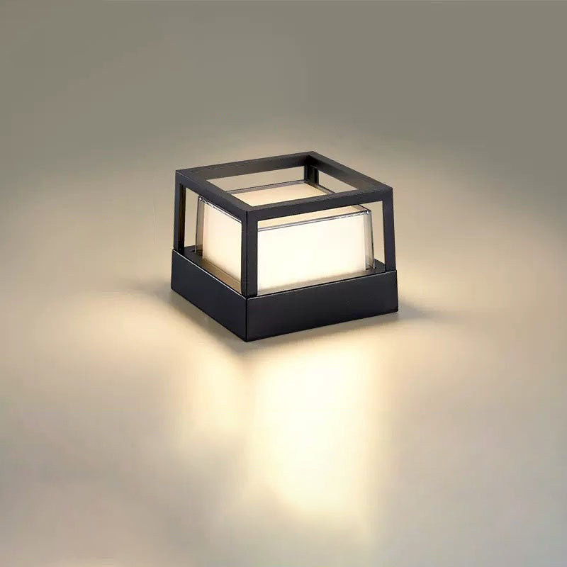 Lampada da esterno moderna quadrata impermeabile con LED per paesaggio