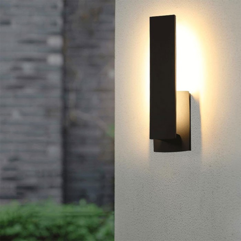 Minimalist Waterproof Outdoor Square Wall Sconce LED 1-Light