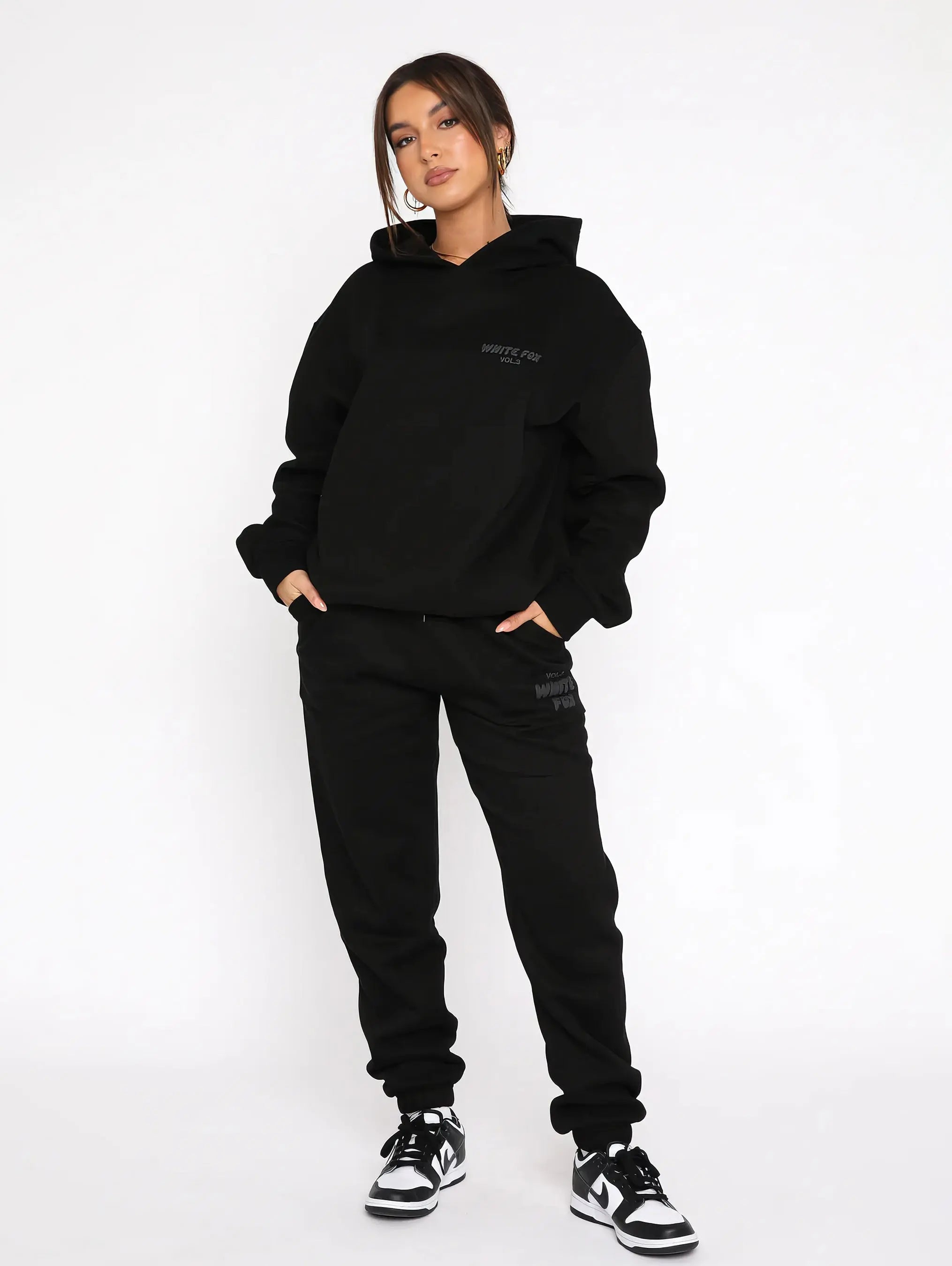 Women’s Oversized Hoodie Set – Cozy Tracksuit with Graphic Details