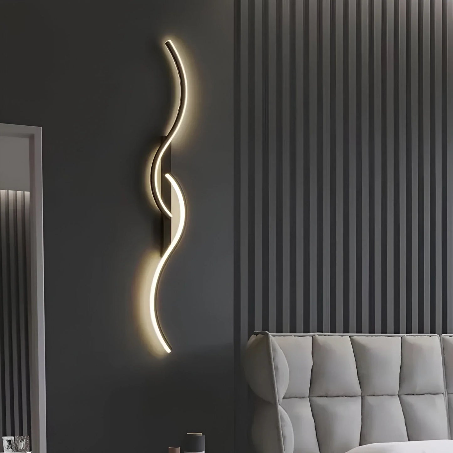 WaveGlow – Elegant Curved Wall Light