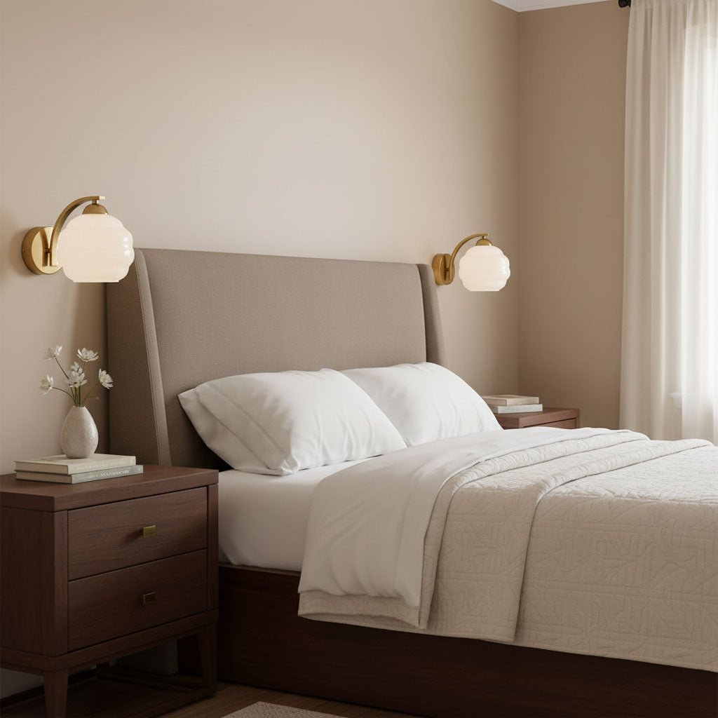 Art Deco Rippled Globe Glass Wall Sconce 1-Light