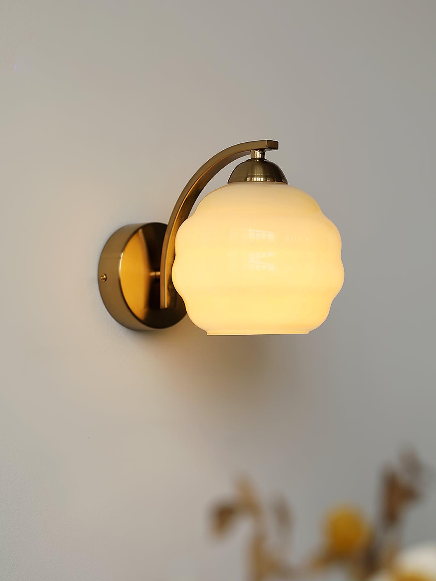 Art Deco Rippled Globe Glass Wall Sconce 1-Light