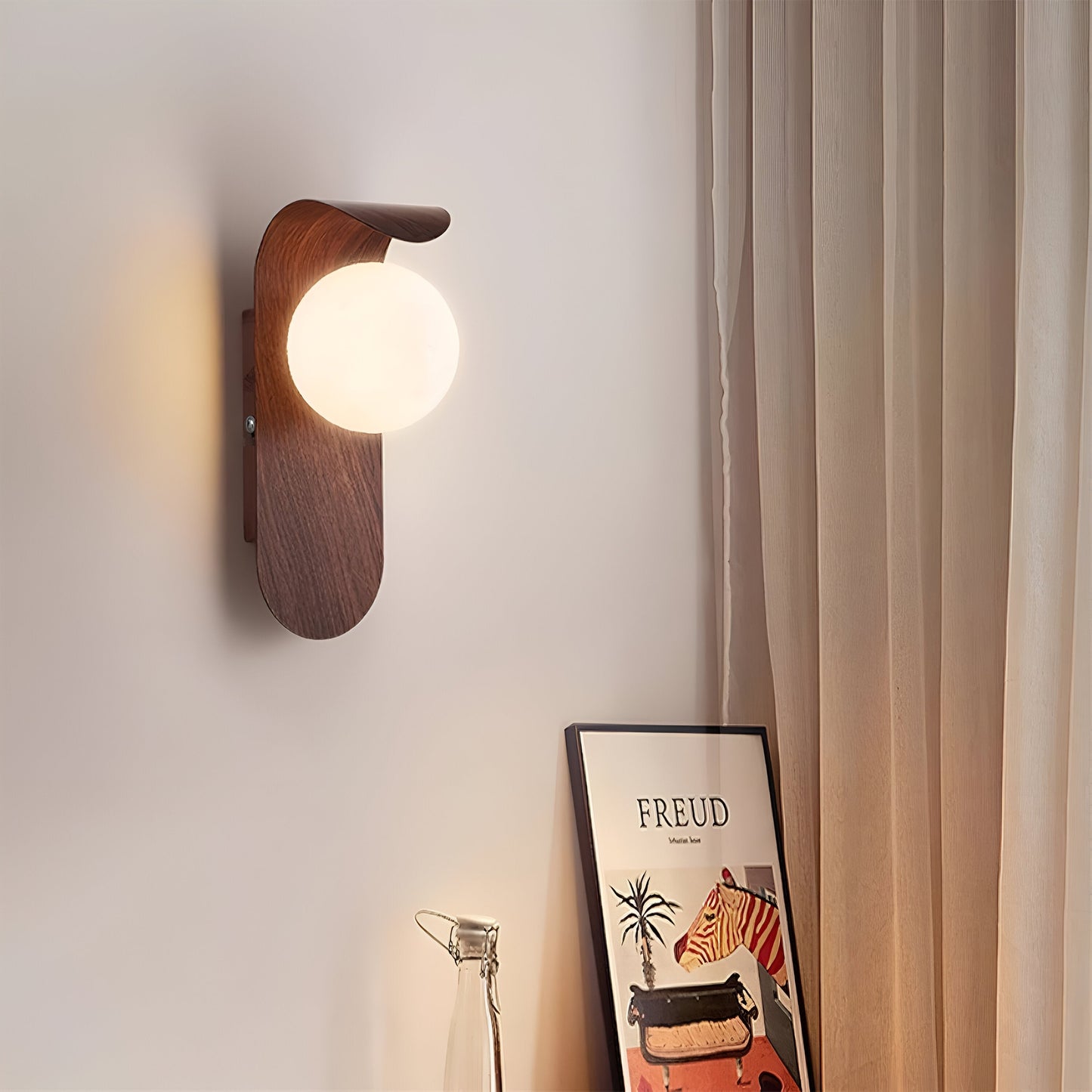 Nordic Wood Globe Wall Sconce LED 1-Light