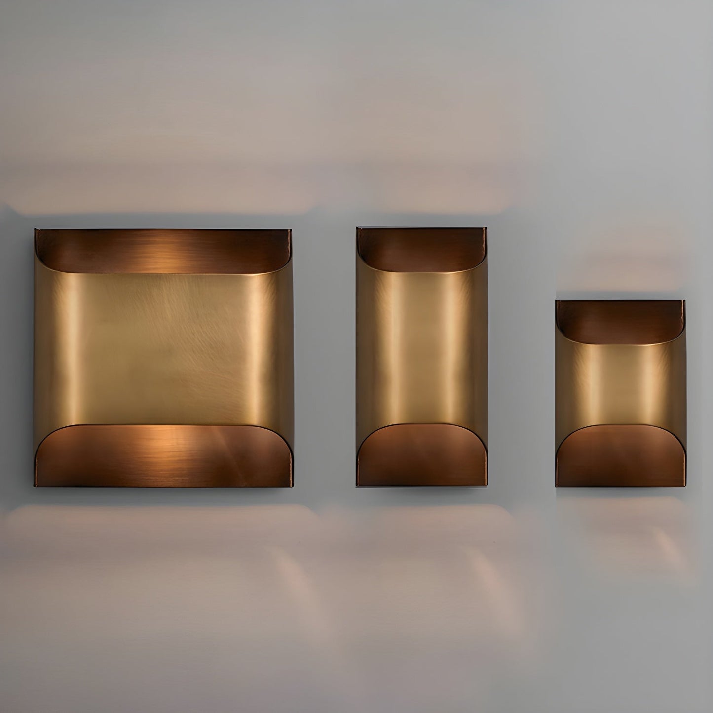 Modern Curved Brass LED Wall Sconce 1-Light