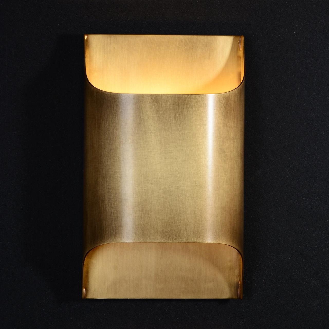 Modern Curved Brass LED Wall Sconce 1-Light