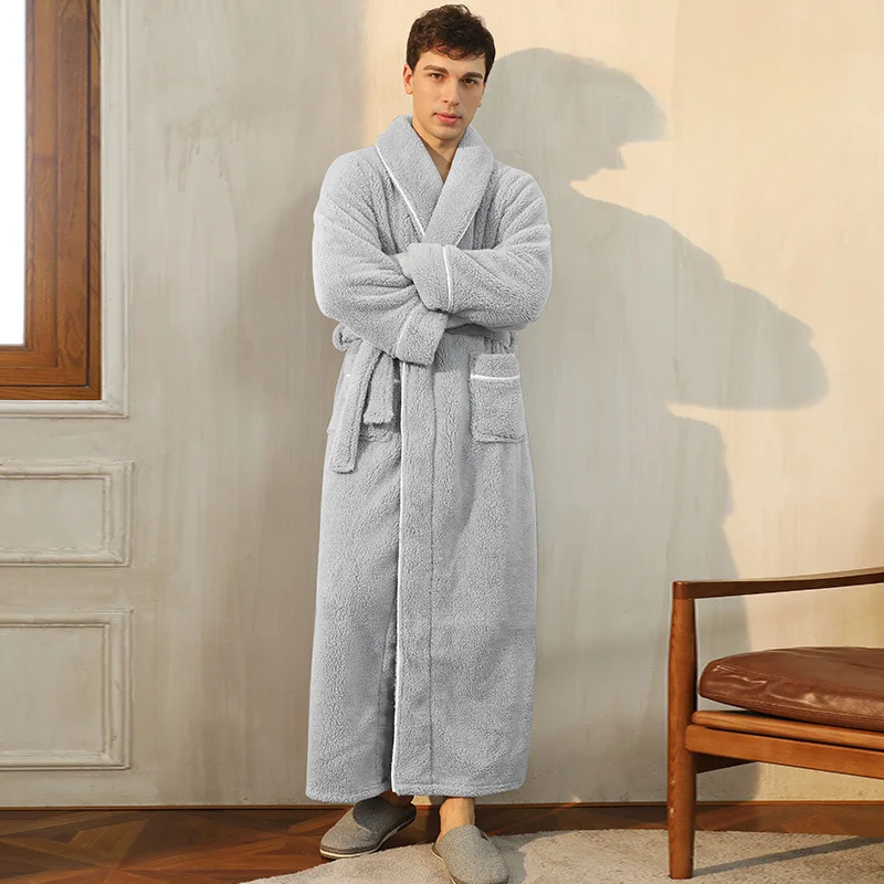 Flannel Bathrobe with Fold-Over Collar – Cozy Winter Dressing Gown for Ultimate Warmth and Comfort