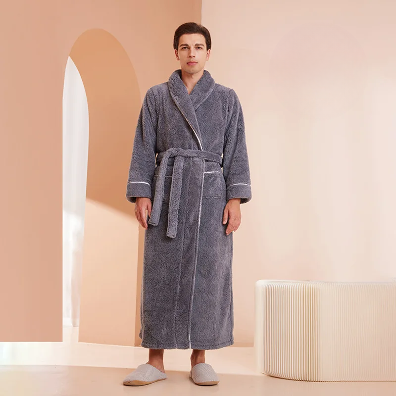 Flannel Bathrobe with Fold-Over Collar – Cozy Winter Dressing Gown for Ultimate Warmth and Comfort