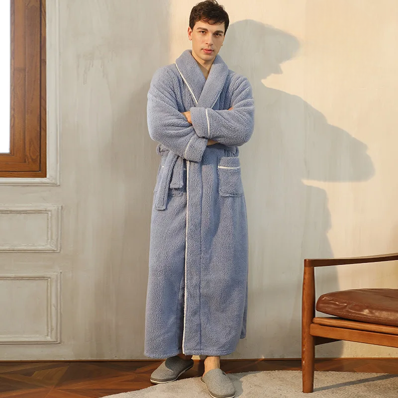 Flannel Bathrobe with Fold-Over Collar – Cozy Winter Dressing Gown for Ultimate Warmth and Comfort