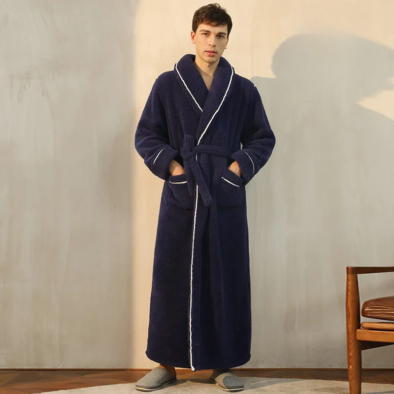 Flannel Bathrobe with Fold-Over Collar – Cozy Winter Dressing Gown for Ultimate Warmth and Comfort