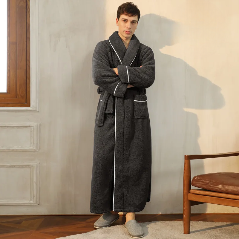 Flannel Bathrobe with Fold-Over Collar – Cozy Winter Dressing Gown for Ultimate Warmth and Comfort