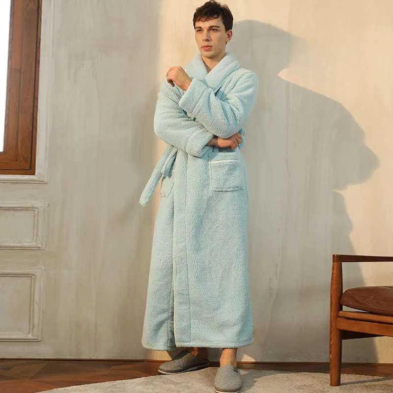 Flannel Bathrobe with Fold-Over Collar – Cozy Winter Dressing Gown for Ultimate Warmth and Comfort