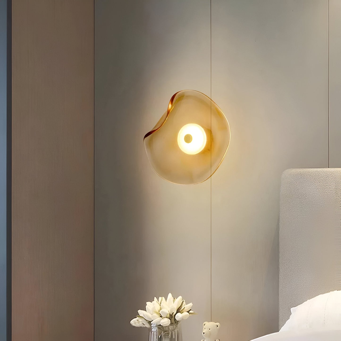 Nordic Curved Glass Japandi LED Wall Sconce 1-Light