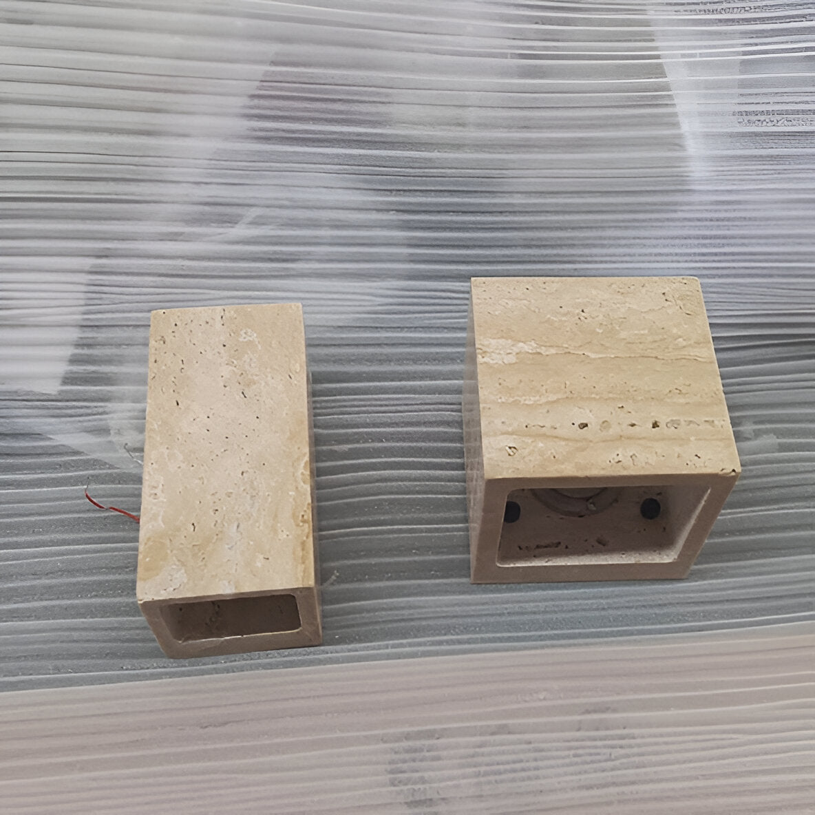 Lampada da parete minimalista quadrata in pietra di travertino LED 1 luce