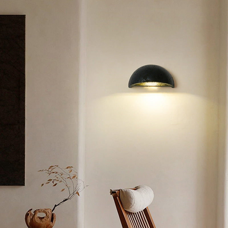 Applique da parete semicircolare Wabi-Sabi in travertino LED 1 luce