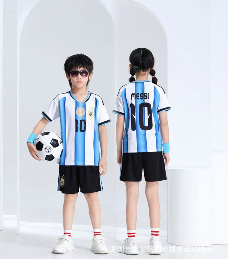 Conjunto de camiseta y pantalones cortos de fútbol para niños Argentina - Messi