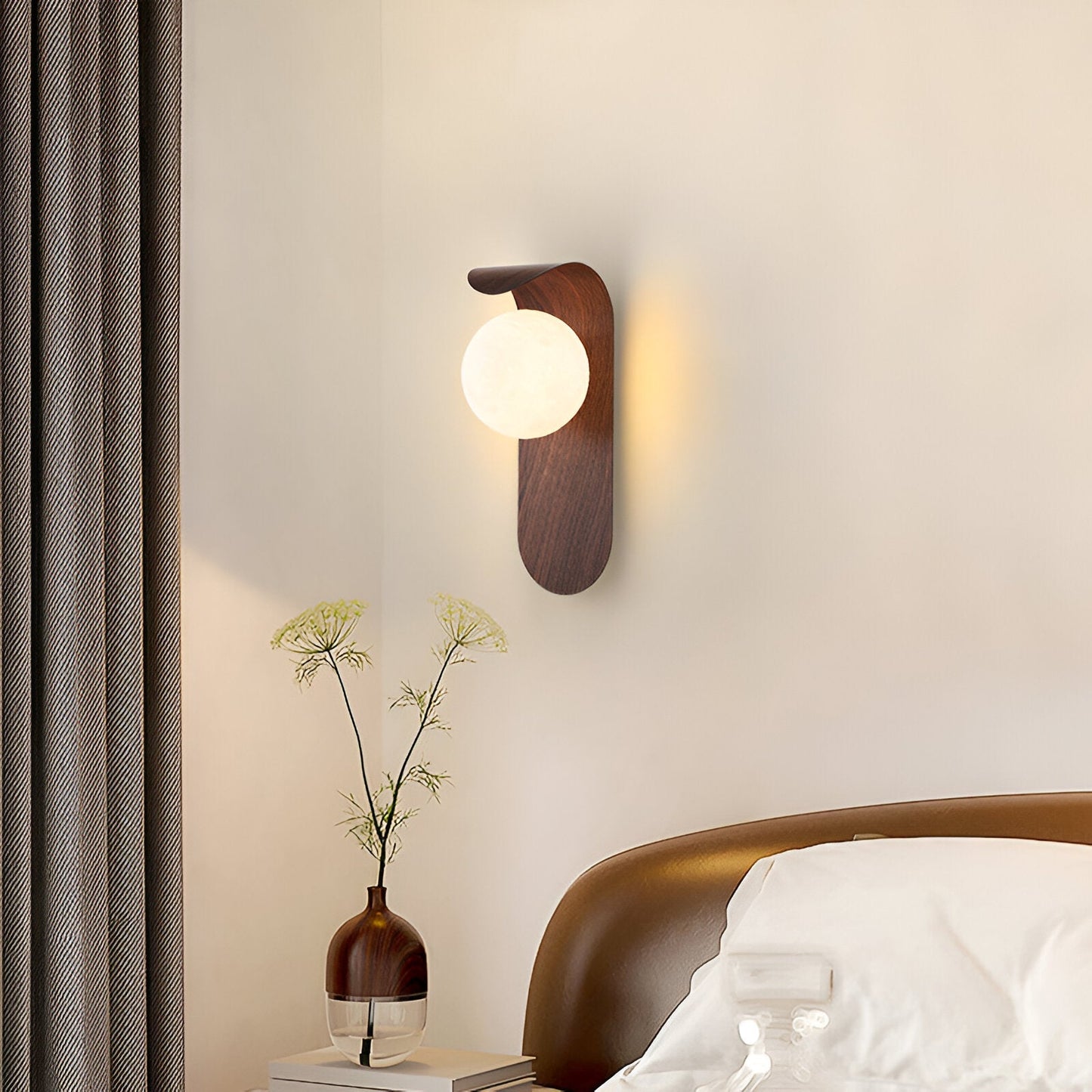 Nordic Wood Globe Wall Sconce LED 1-Light