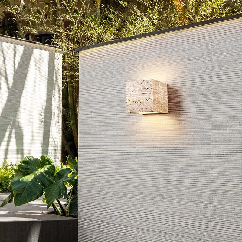 Lampada da parete minimalista quadrata in pietra di travertino LED 1 luce