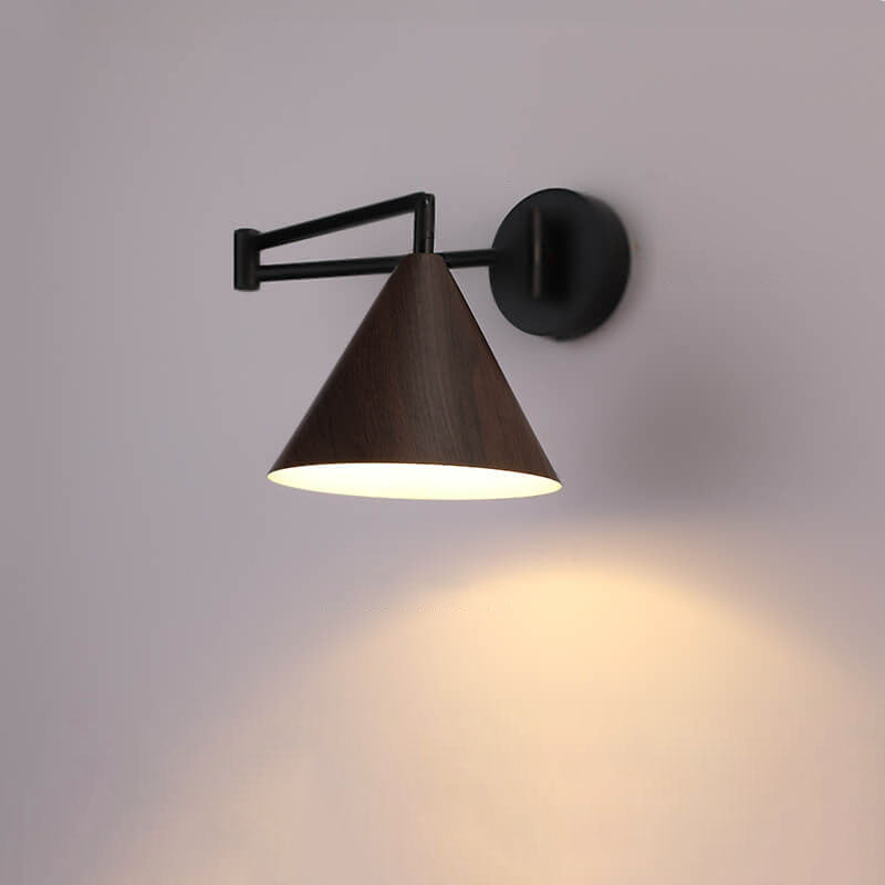 Applique da parete nordica a cono in legno con braccio oscillante a 1 luce