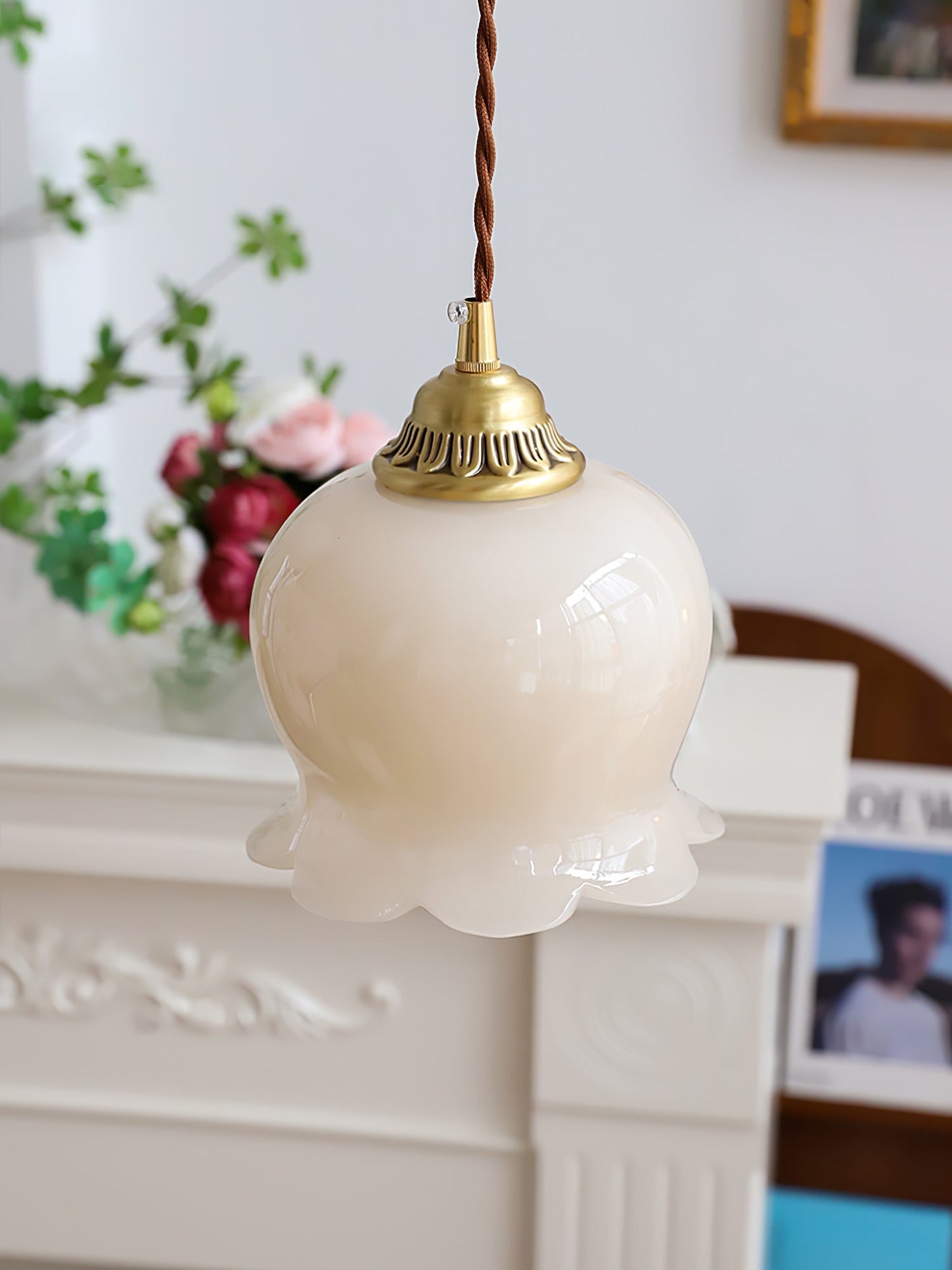 Vintage Brass Petal Glass Pendant Light 1-Light
