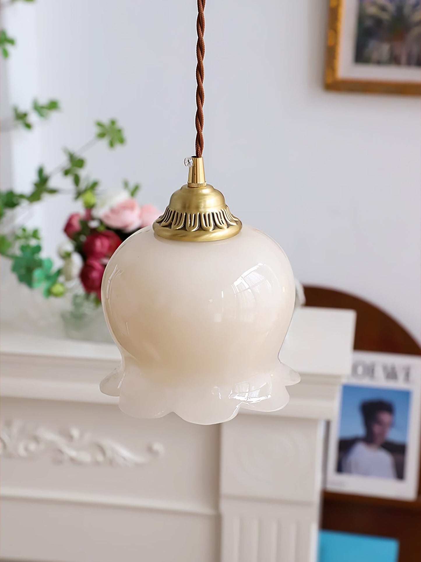 Vintage Brass Petal Glass Pendant Light 1-Light