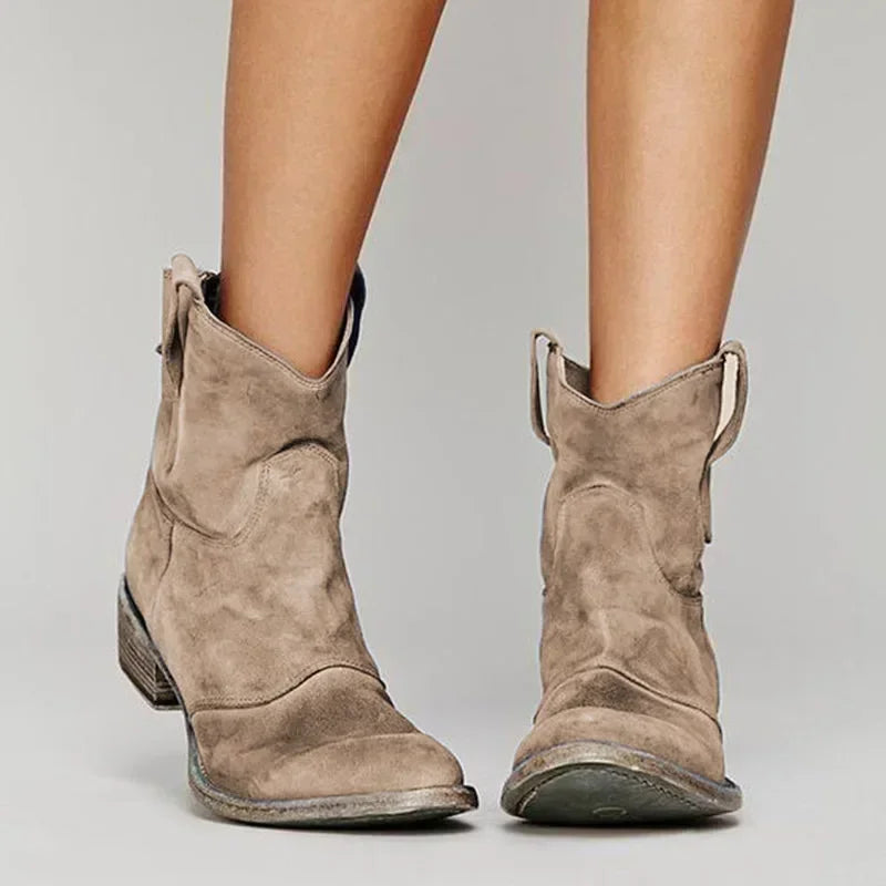 Jianna | Vintage cowboy ankle boots