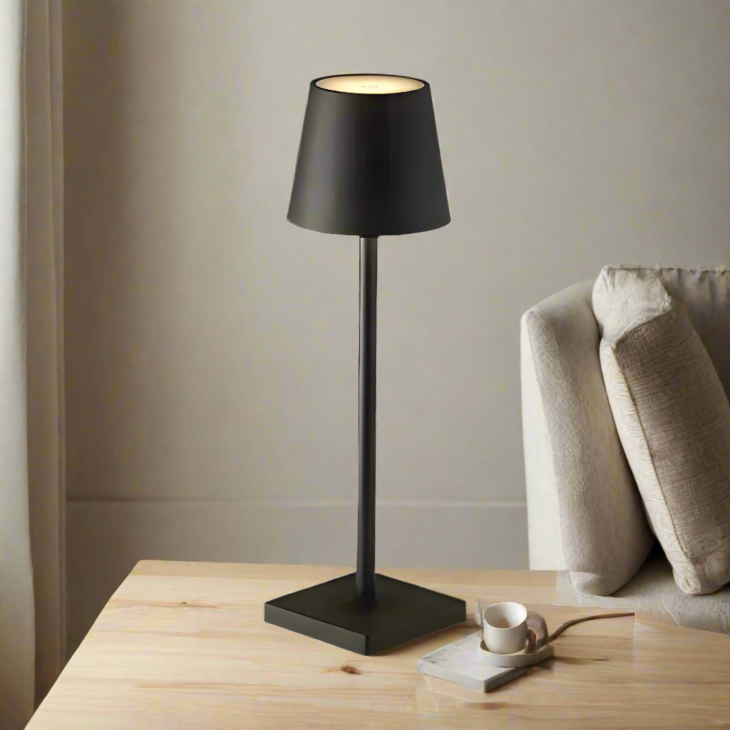 Modern Scandinavian Aluminum LED Table Lamp 1-Light