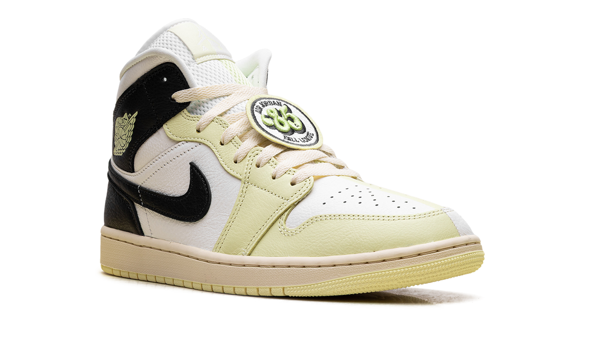 Air Jordan 1 Mid SE Fall League W