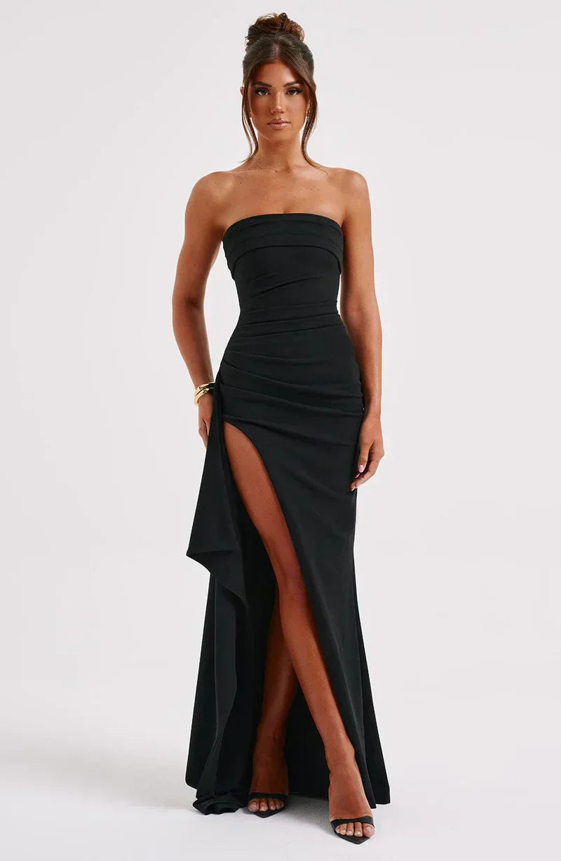 Puili | Twisted maxi dress without shoulders